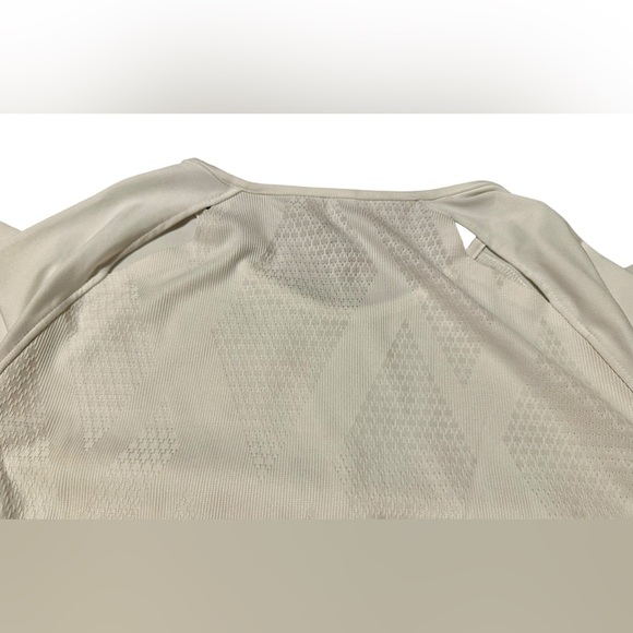 Adidas Women's Quickset Jersey - Size Small - Picture 8 of 8